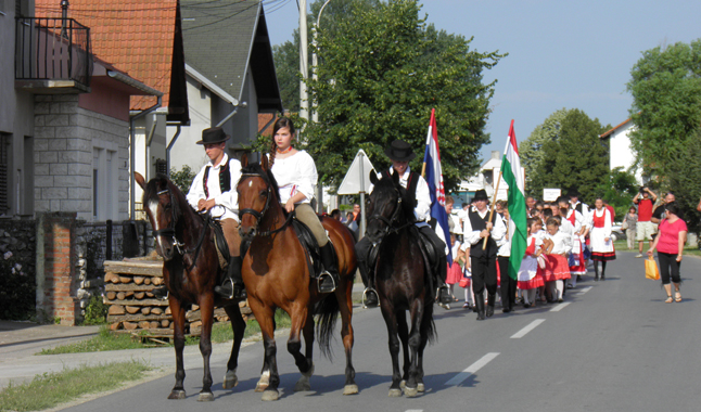 09-szentlszl4-1 09-szentlszl4-1