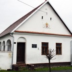 A falubeliek odaadó lelkesedéssel álltak az épület tatarozásához