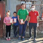 09-husveti_csomagosztas_haraszti