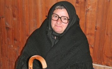 Kocog néni életre keltője