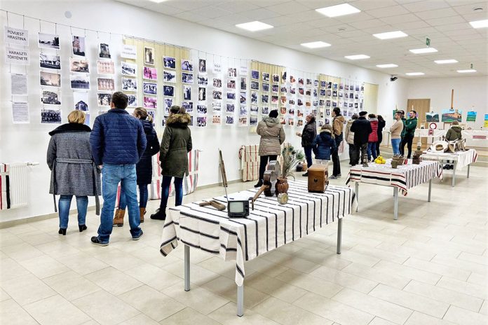 06-haraszti-kiállitas--(1)