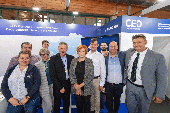 04-CED-eszéki-vásár-5