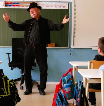 Mesevándorok és mese habbal