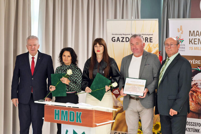 03-adomanyozo-45-(1)