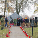 04-05-koszorúzás4