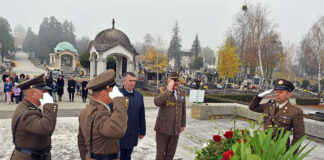 Fejet hajtottak a magyar katonák emléke előtt Zágrábban
