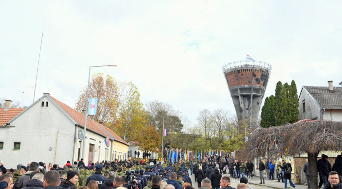 November 18-án Vukovár és Škabrnja háborús áldozataira emlékezett az ország