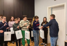 Harminchét kiváló horvátországi magyar diákot jutalmazott a pedagógusfórum