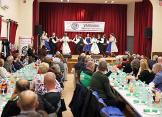 Húsz év, ami közösséget épített – Jubileumot ünnepelt a Várdaróc Magyar Kultúregyesület