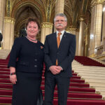 05-nok-a-parlamentbe