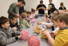 Šaroliki uskrsni programi