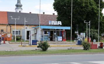 Átmenetileg bezárt a bellyei INA benzinkút