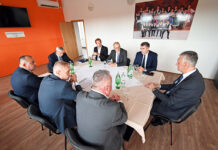 Tarr Zoltán miniszter és Kollai István helyettes államtitkár a HMDK vezetőivel tárgyalt