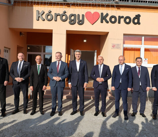 Munkamegbeszélés a Vukovár-Szerém megyei magyar egyesületek és kisebbségi önkormányzatok vezetőivel