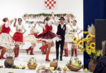 Újabb folklórtalálkozón mutatkozott be a Gémeskút