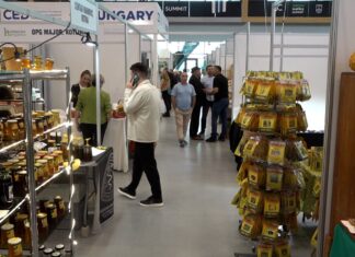 Magyar termelők és vállalkozások is bemutatkoztak a 29. Eszéki Őszi Vásáron