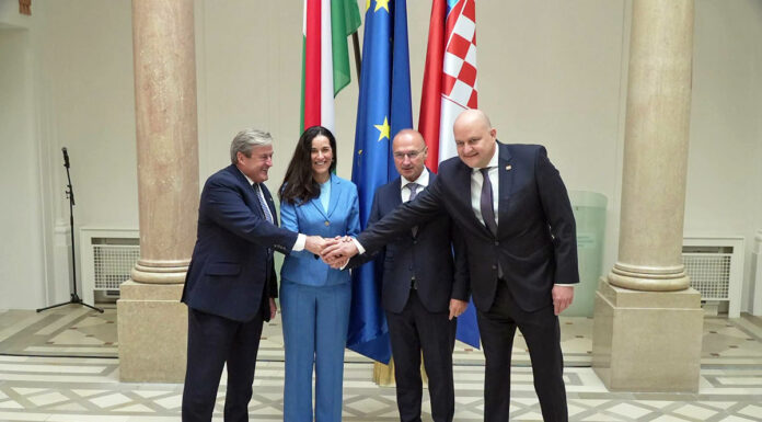 Zágrábban tárgyalt Orbán Anita magyar külügy- és Kapitány István gazdasági és energiaminiszter